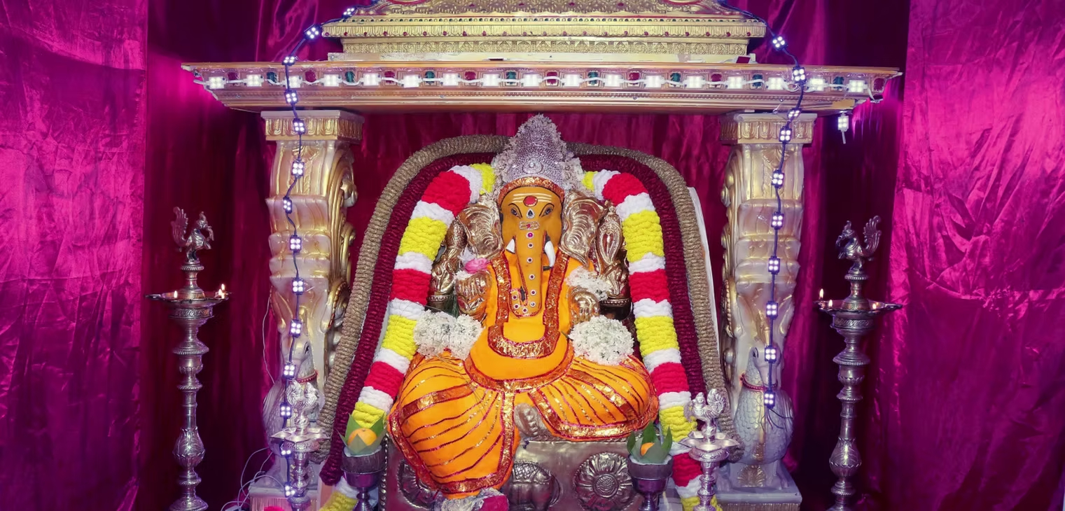 Sri Varasiththi Vinaayagar Hindu Temple