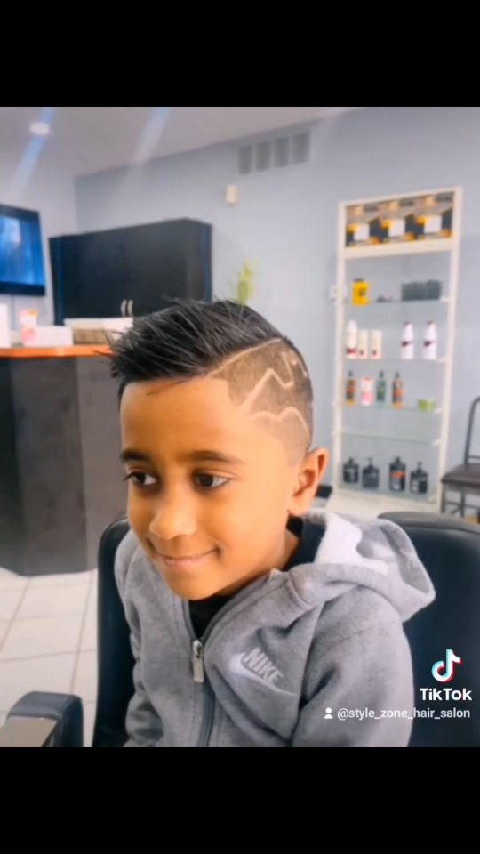 ☎️905-666-5858💈106 Lupin Dr,Whitby.ON L1N1X8.